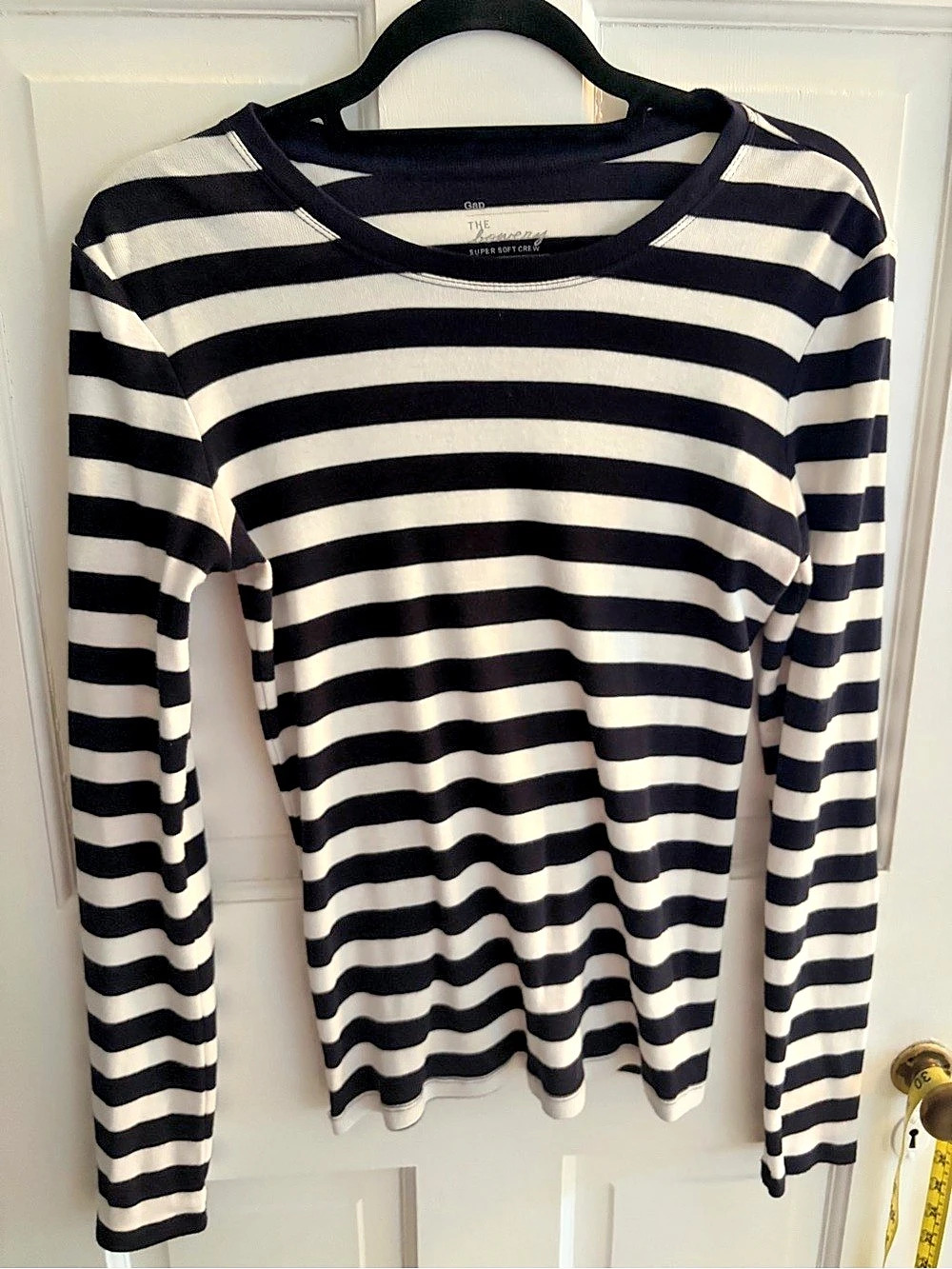 Gap The Bowery Super Soft Crew Striped Long Sleeve Tee Navy & White Small